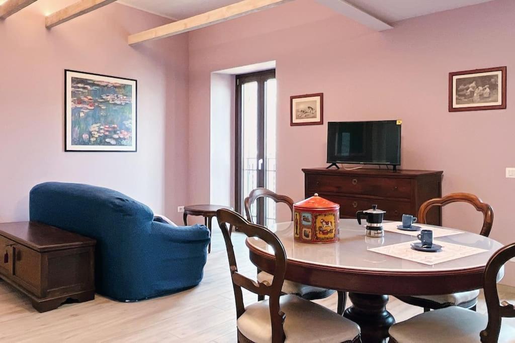 Gio House - Affitti Brevi Italia Διαμέρισμα Onno Εξωτερικό φωτογραφία