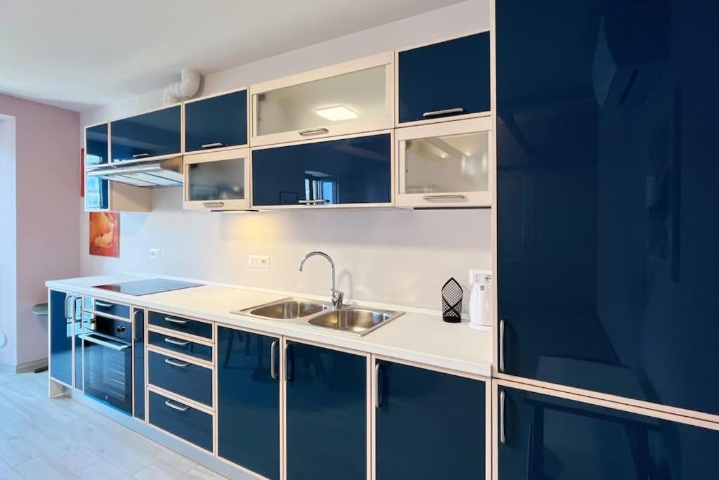 Gio House - Affitti Brevi Italia Διαμέρισμα Onno Εξωτερικό φωτογραφία